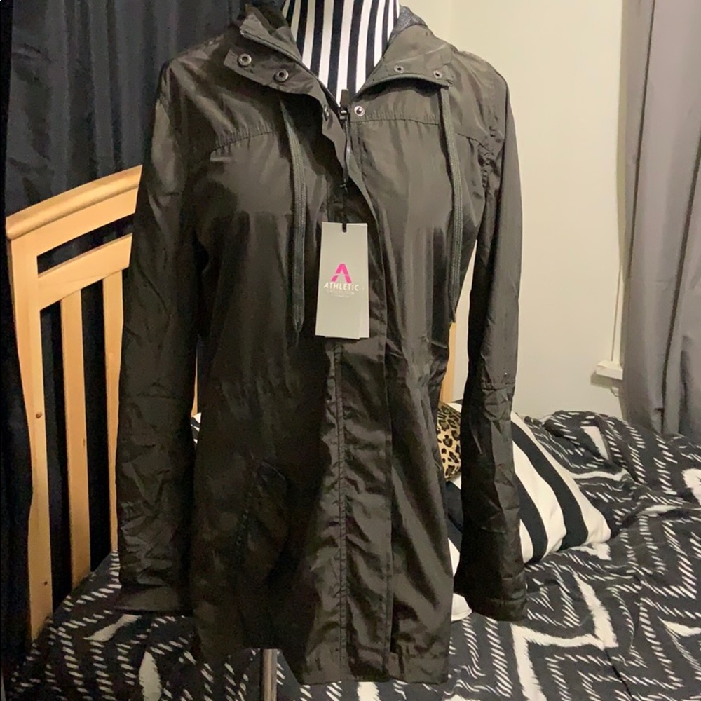 Athletic Dark Army Green Rain jacket Size S